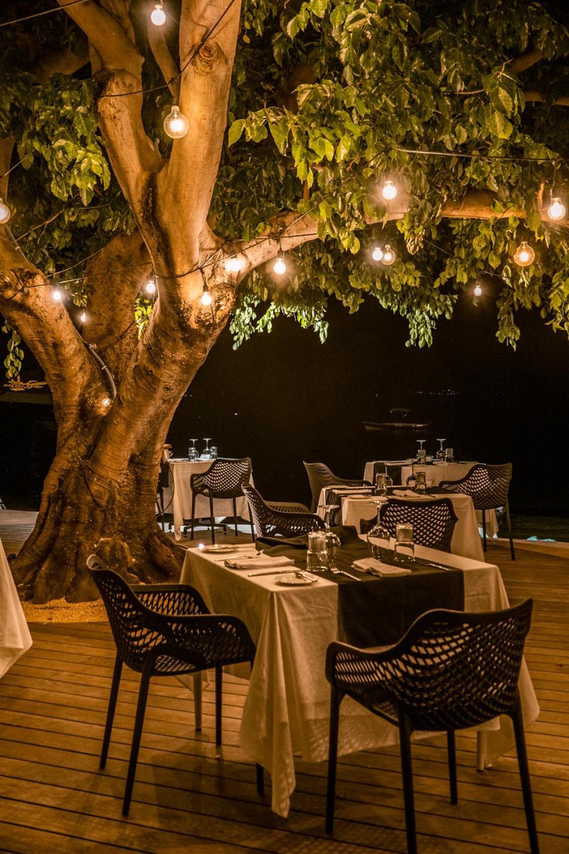 La Mariposa Mauritius Hotel Rivière Noire Buitenkant foto